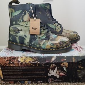 RARE Dr. Martens Pascal Hell Boots
